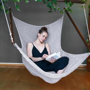 Entspannen im Traumschwinger Hängesessel