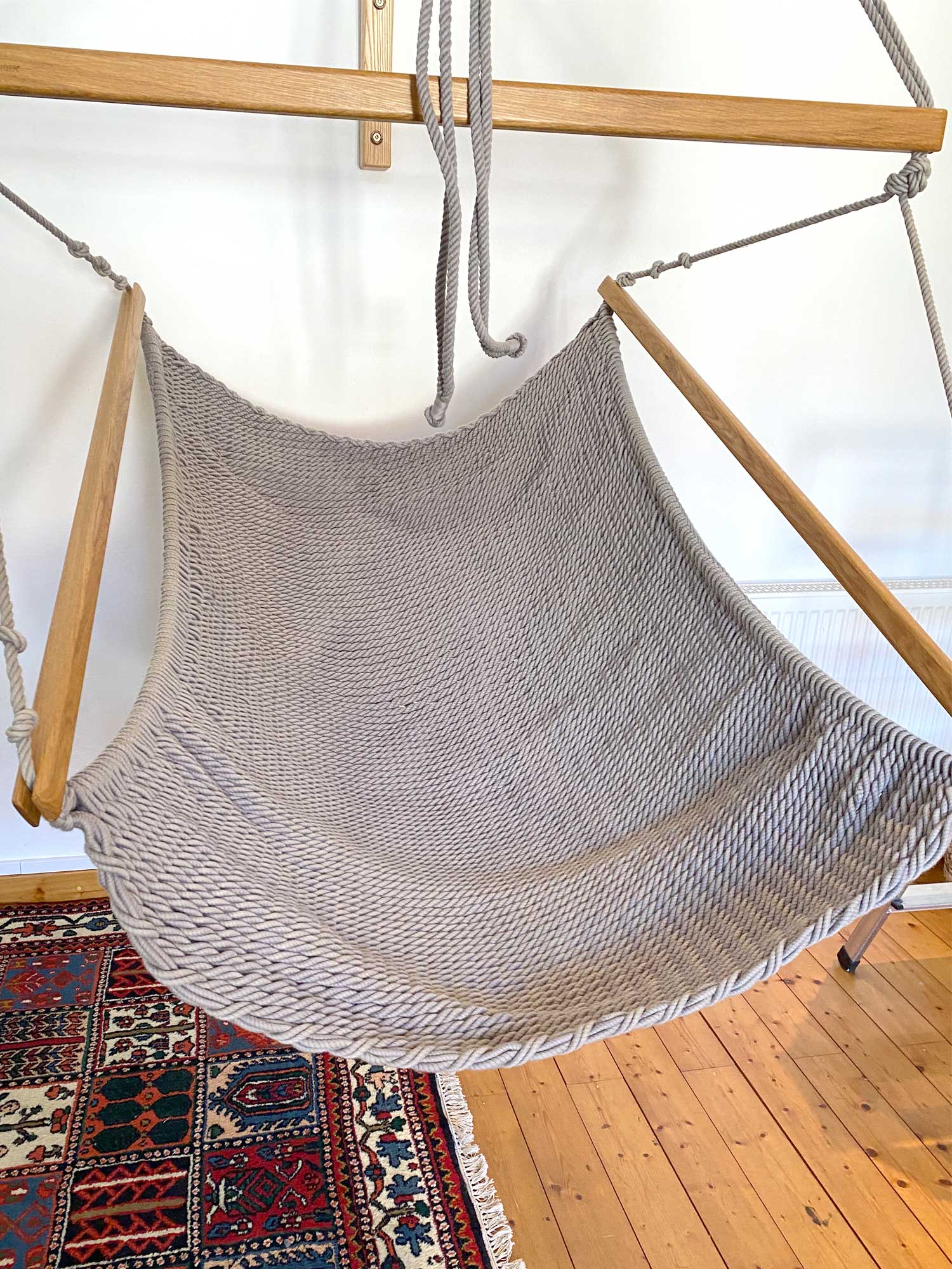 Vorführmodell - 2. Wahl - TRAUMSCHWINGER XXL - Netzfarbe stone, Holz hell geölt, Seiltasche natur