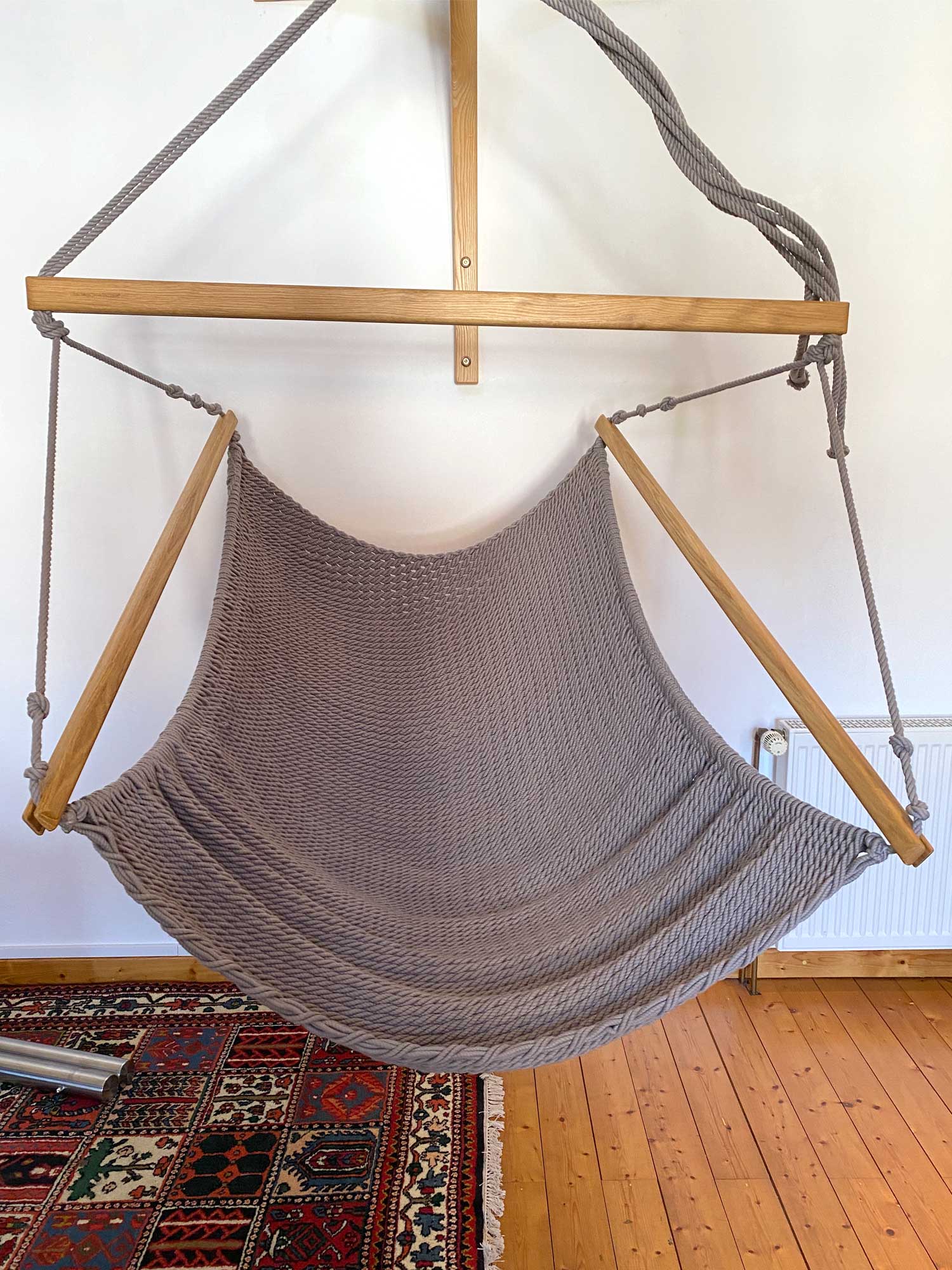 Vorführmodell - 2. Wahl - TRAUMSCHWINGER XXL - Netzfarbe stone, Holz hell geölt, Seiltasche natur